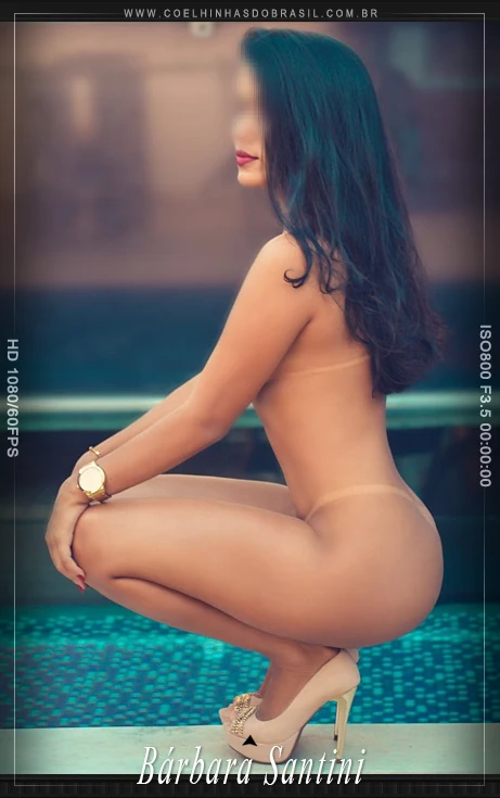 Imagem versão mobile da acompanhante virtual Bárbara Santini em destaque na página de videochamadas online do Coelhinhas do Brasil.