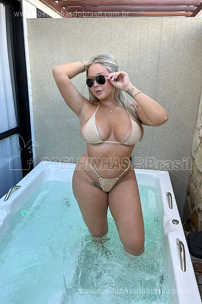 foto caseira 13 da garota acompanhante em João Pessoa, ela é blogueira universitária estilo patricinha | Acompanhantes João Pessoa | COELHINHAS DO BRASIL