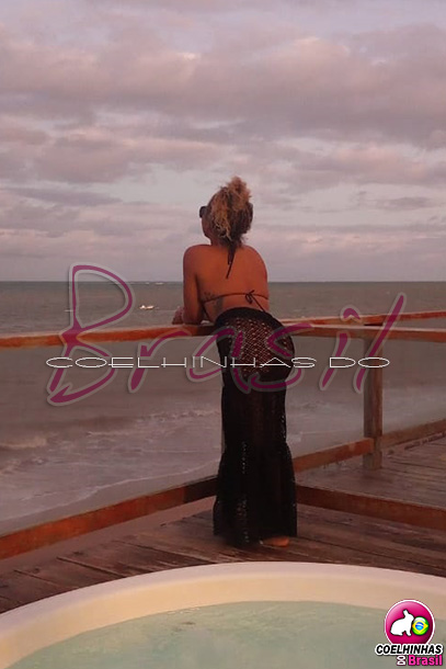 foto caseira 12 da garota acompanhante em João Pessoa, ela é blogueira universitária estilo patricinha | Acompanhantes João Pessoa | COELHINHAS DO BRASIL