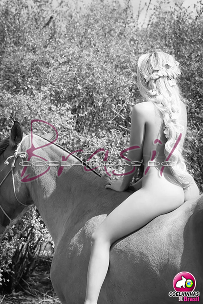 foto 10 da garota acompanhante em Fortaleza, ela é blogueira universitária estilo patricinha | Acompanhantes Fortaleza | COELHINHAS DO BRASIL