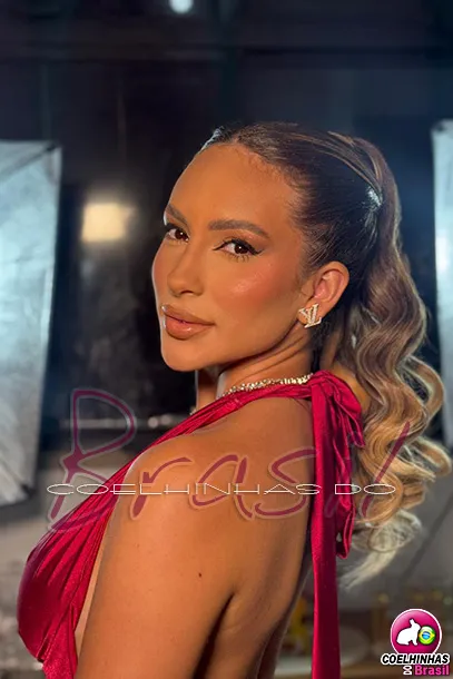 foto caseira 15 da bela garota disponível para encontro virtual ou bate-papo erótico no COELHINHAS DO BRASIL